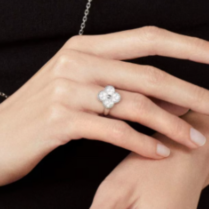 Amber | Ring – Diamond/Silver