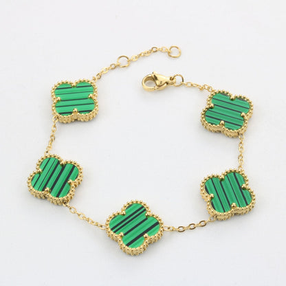 FOUR-LEAF CLOVER | SOFT GREEN